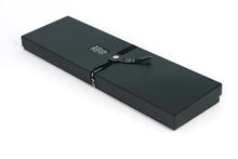 Lade das Bild in den Galerie-Viewer, Güde The Knife. - Olive 26cm